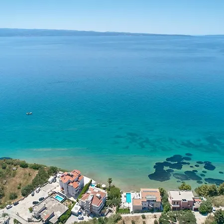 South Cliff *
